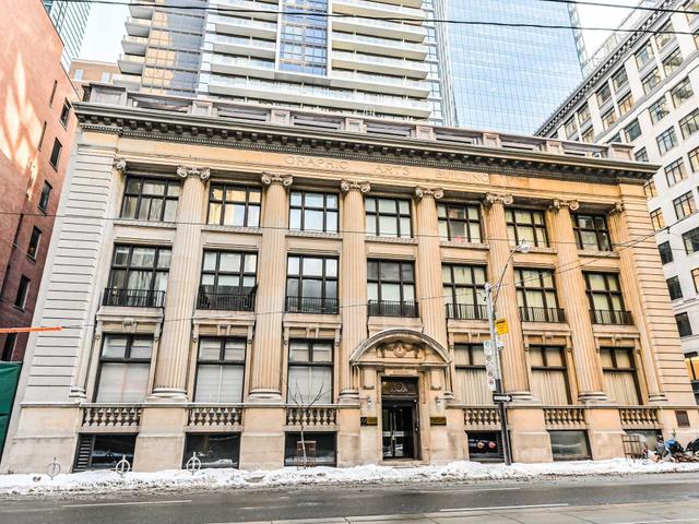 205A - 73 Richmond St W