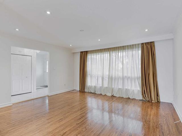 Main - 45 Lissom Cres