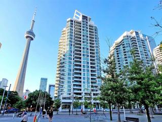 2206 - 228 Queens Quay W