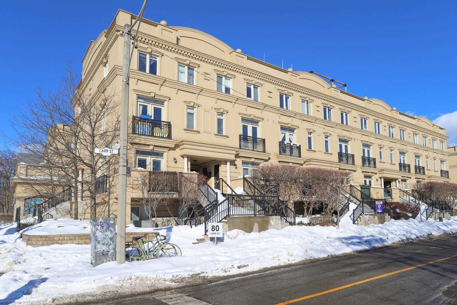 19 - 80 Carr St, Toronto | Sold, C5492256 | Condos.ca