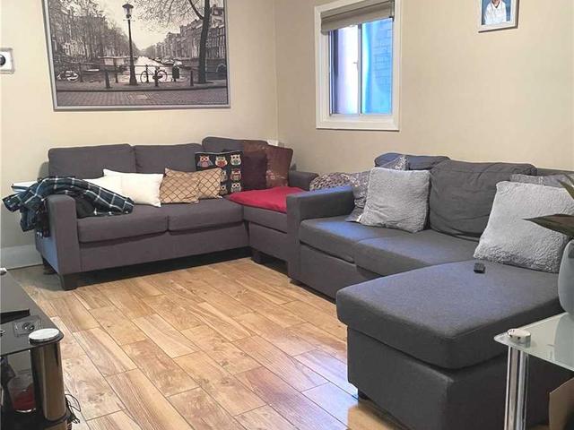 123 Rogers Rd