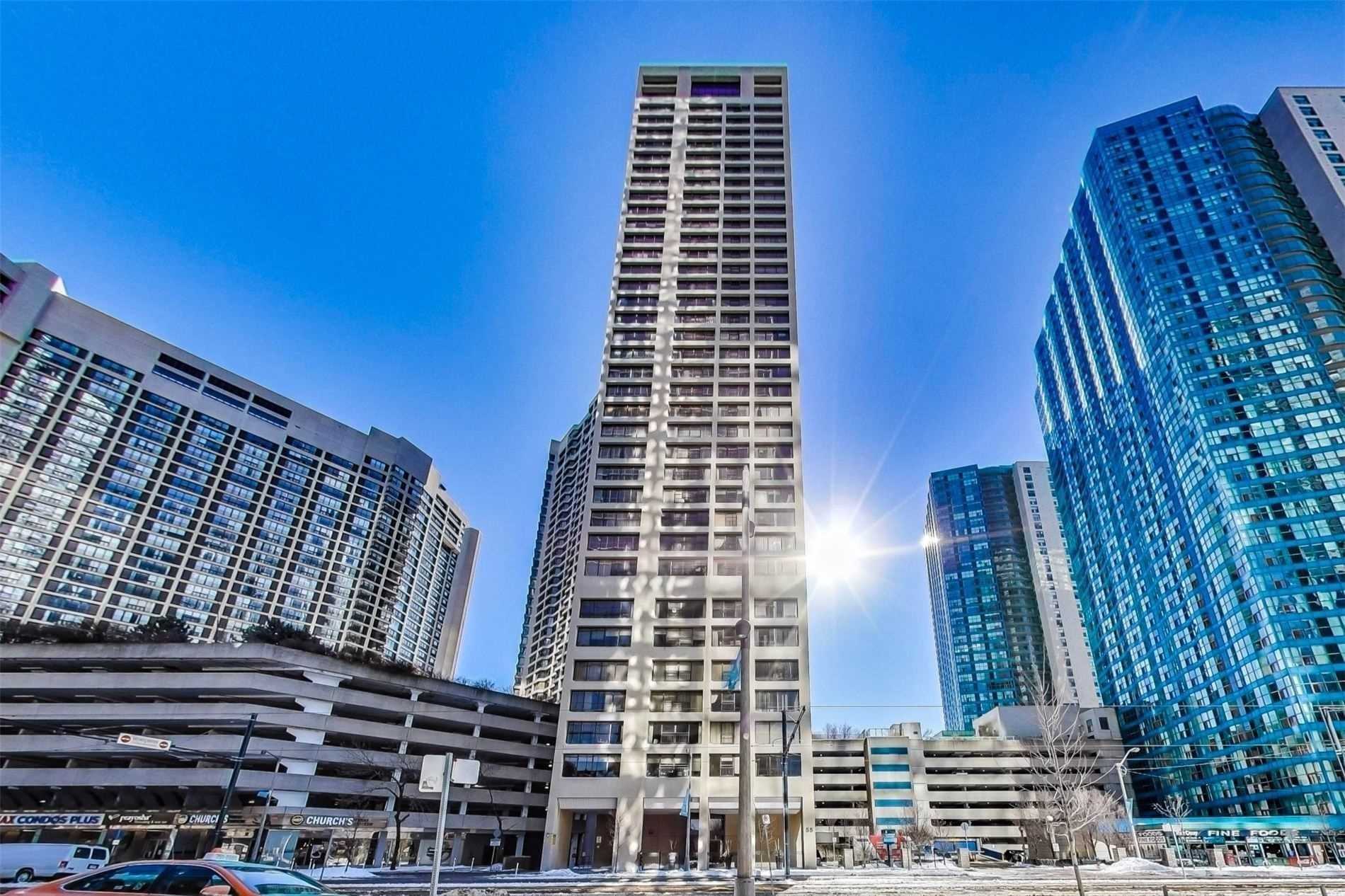715 55 Harbour Sq, Toronto Leased, C5493352 Condos.ca