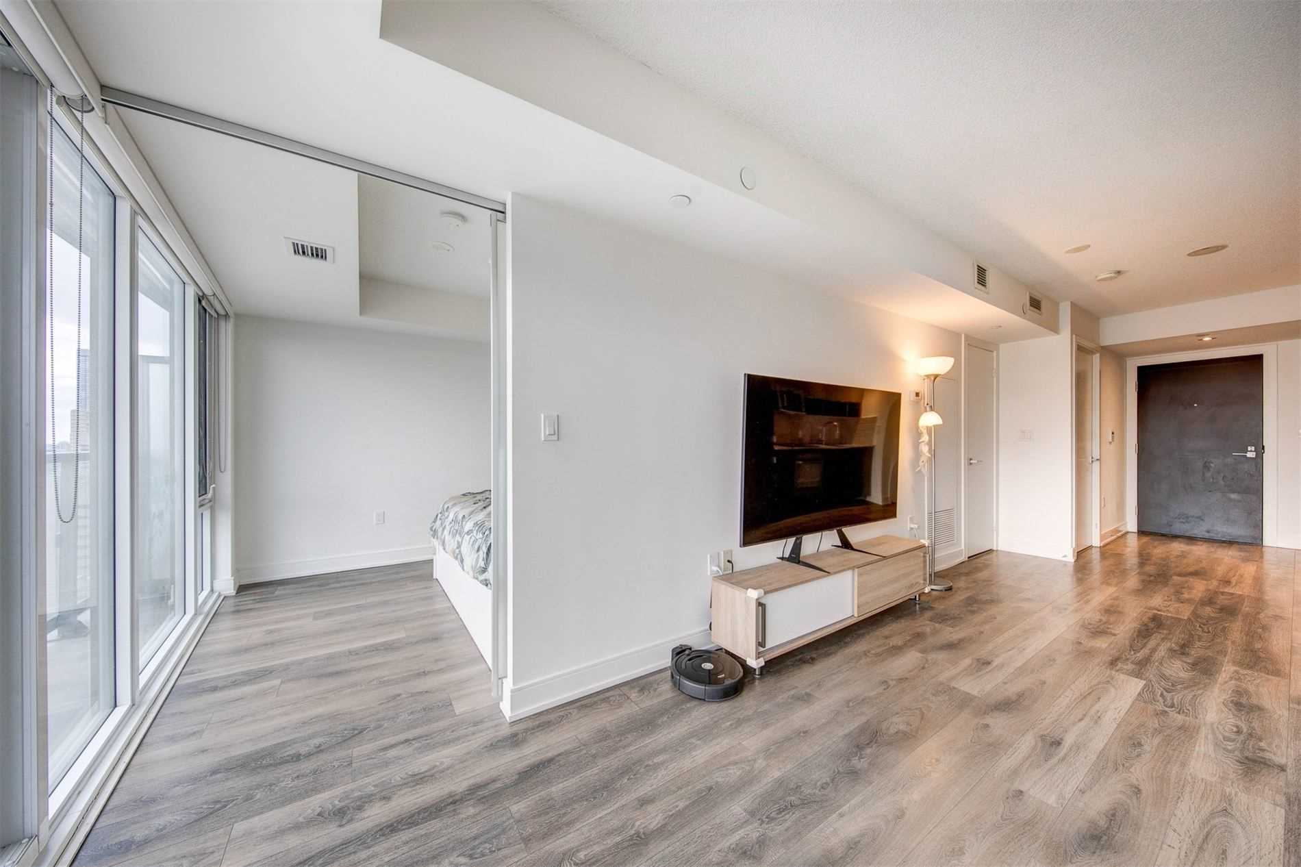 2310 89 Mcgill St, Toronto Sold, C5496801 Condos.ca