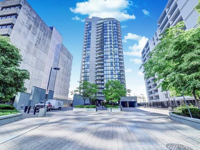 606 - 5740 Yonge St