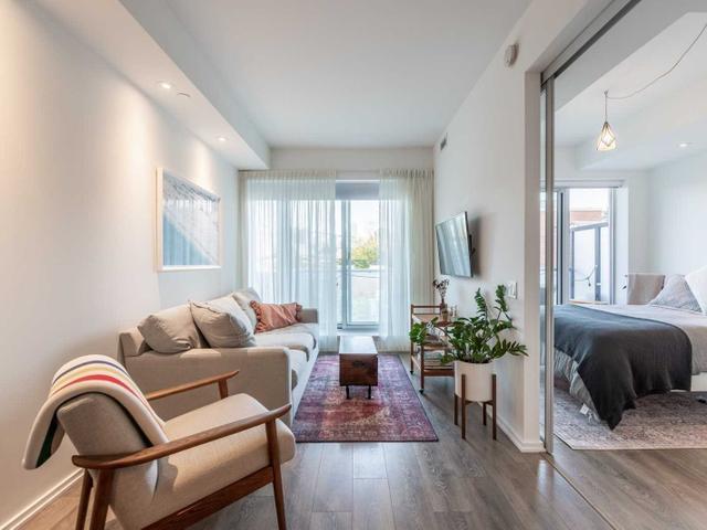228 - 783 Bathurst St