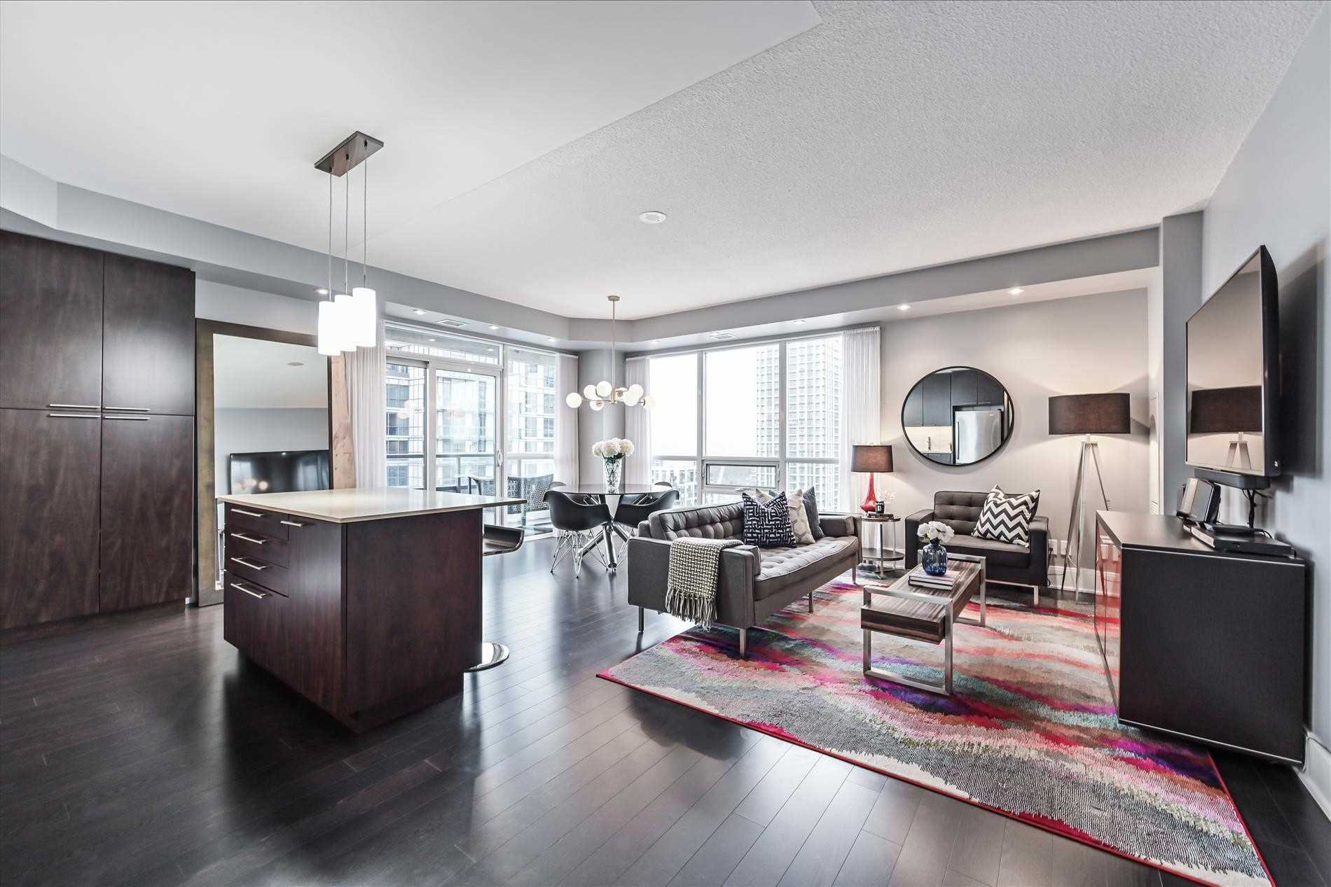 70 Roehampton 2221 - 70 Roehampton Ave, Toronto | Sold, C5516455 | Condos.ca