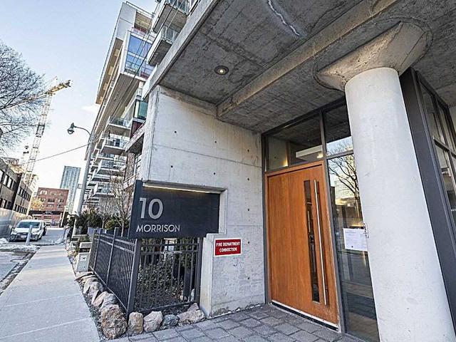 502 - 10 Morrison St