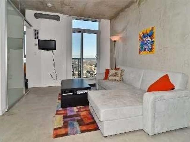 2001 - 150 Sudbury St