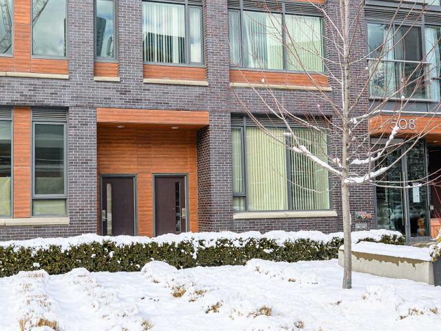 TH03 - 508 Wellington St W
