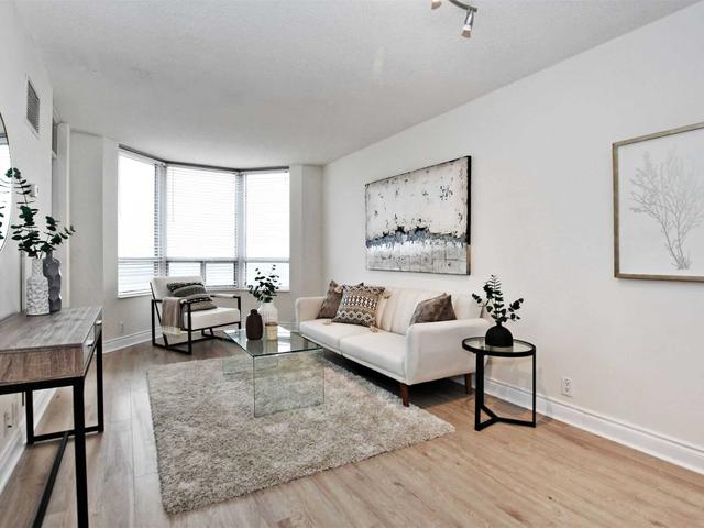 2125 - 80 Harrison Garden Blvd