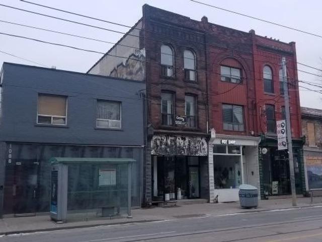 1086* Queen St W photo #1