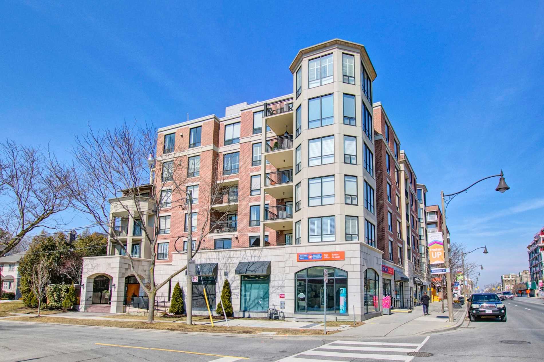 202 2 Alexandra Blvd, Toronto Sold, C5542939 Condos.ca