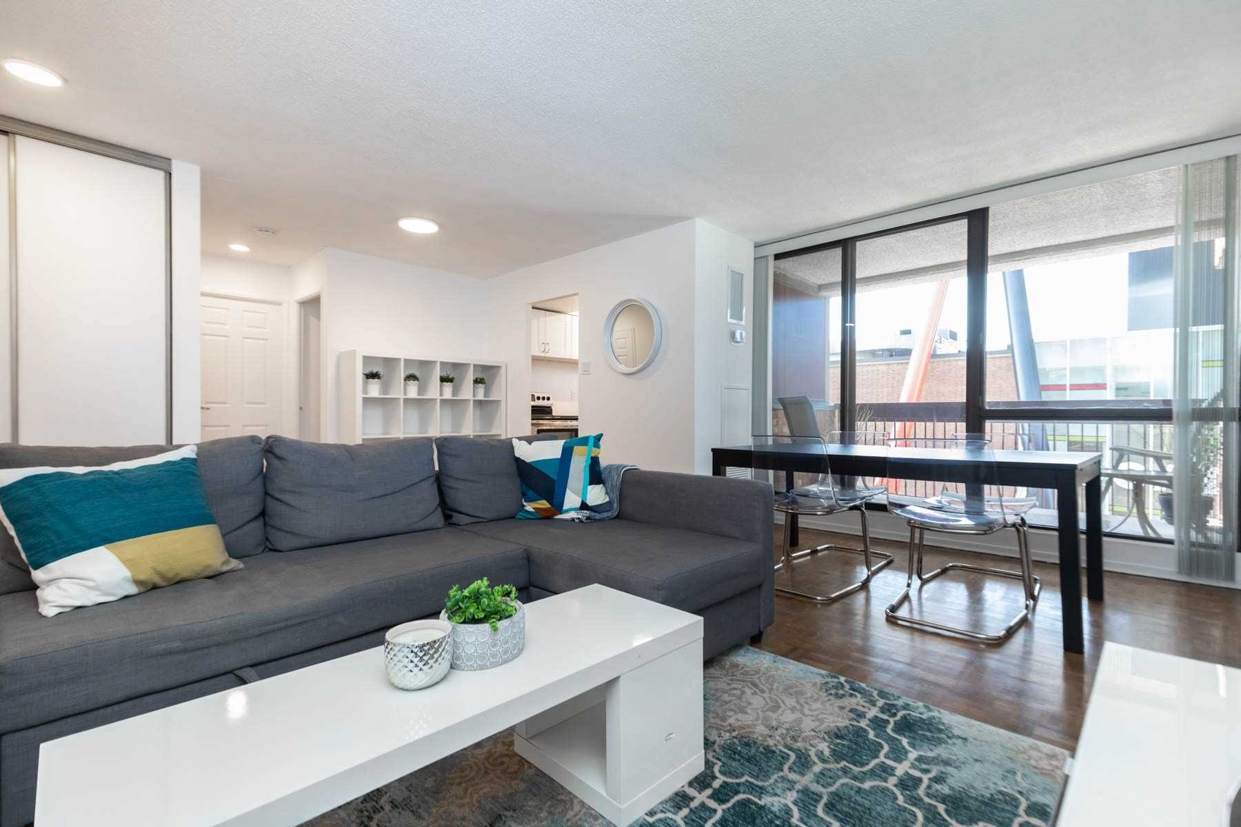 414 89 Mccaul St, Toronto For Sale 529,999 MrLOFT.ca