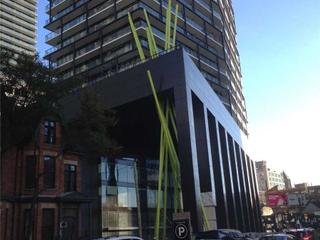 3208 - 125 Peter St