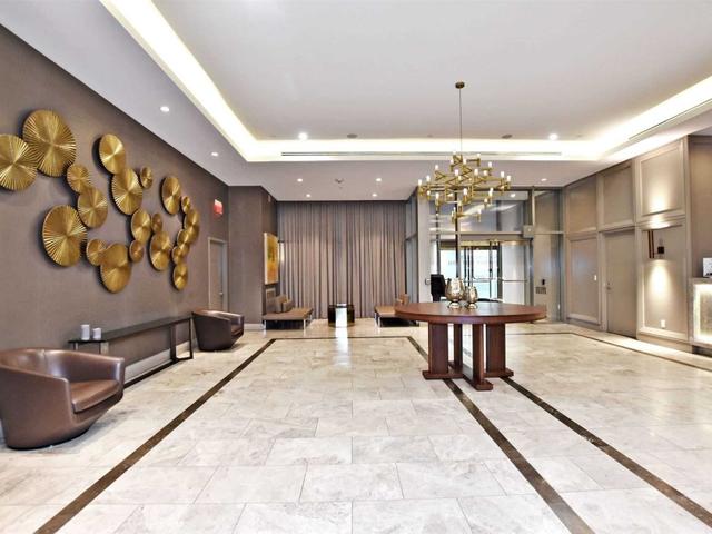 1204 - 155 Yorkville Ave