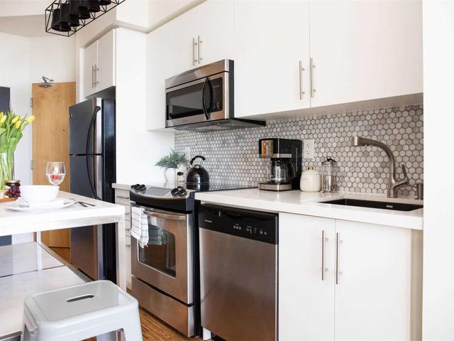 PH5005 - 55 Bremner Blvd