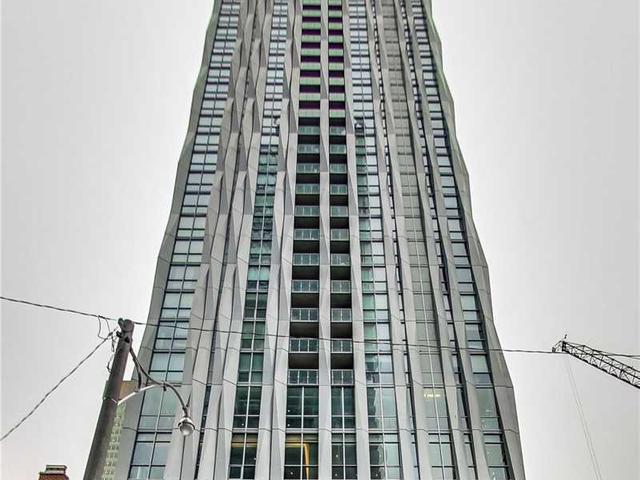 1701 - 1 Yorkville Ave