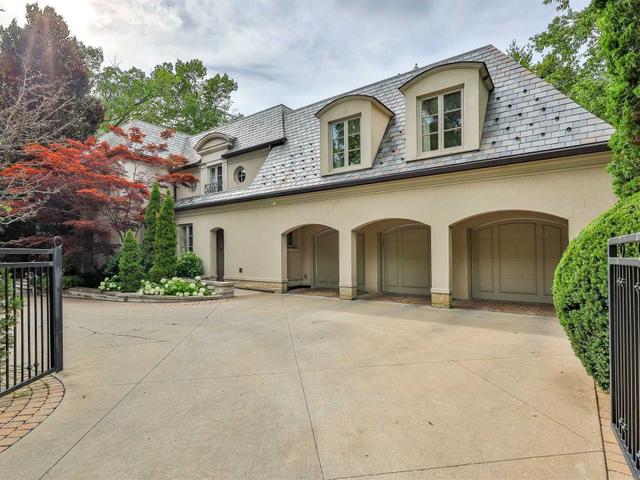 350 Cortleigh Blvd