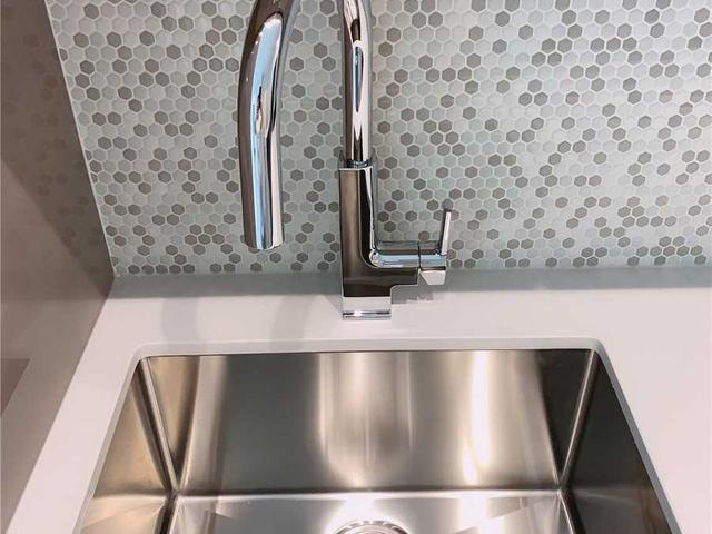 2912 - 1 Yorkville Ave