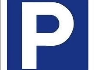Parking - 1205 Queen St W