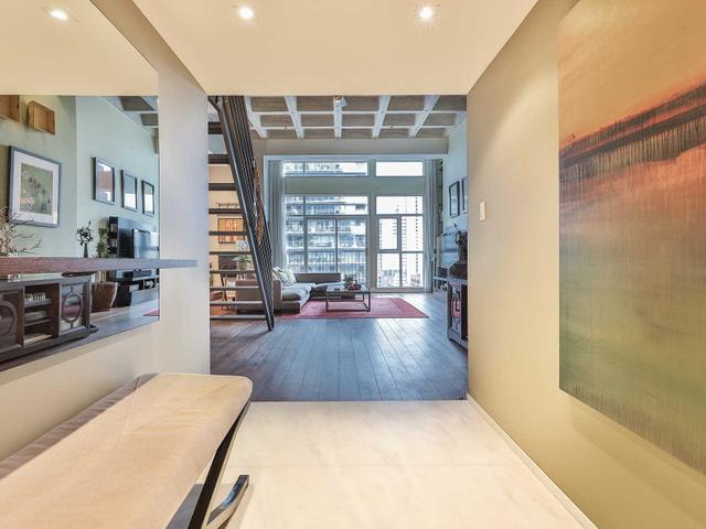 PH7 - 8 Wellesley St E