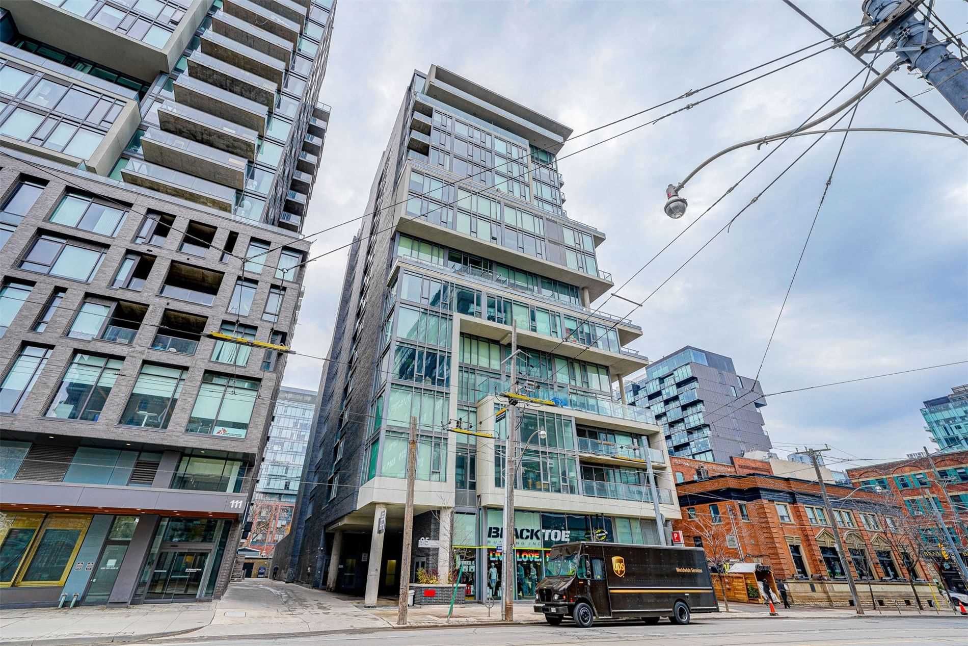 417 95 Bathurst St, Toronto For Sale 699,900 MrLOFT.ca