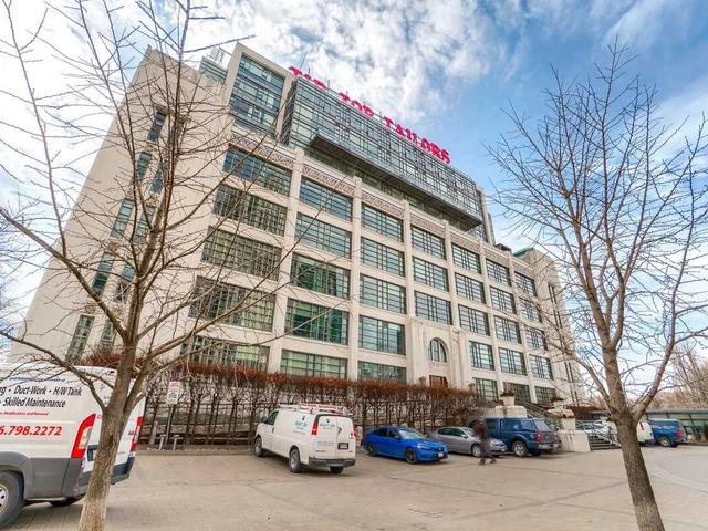 613 - 637 Lake Shore Blvd W