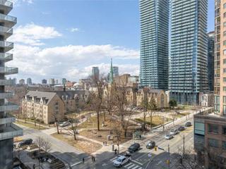 819 - 1001 Bay St