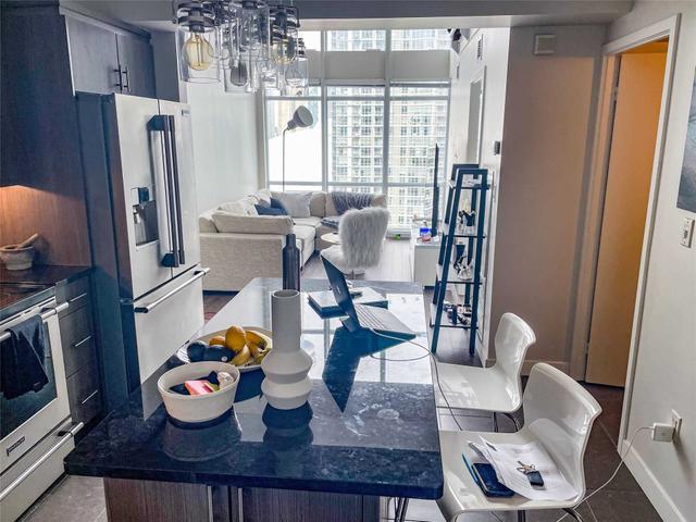 3208 - 15 Fort York Blvd