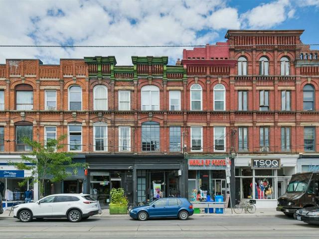 204 - 670 Richmond St