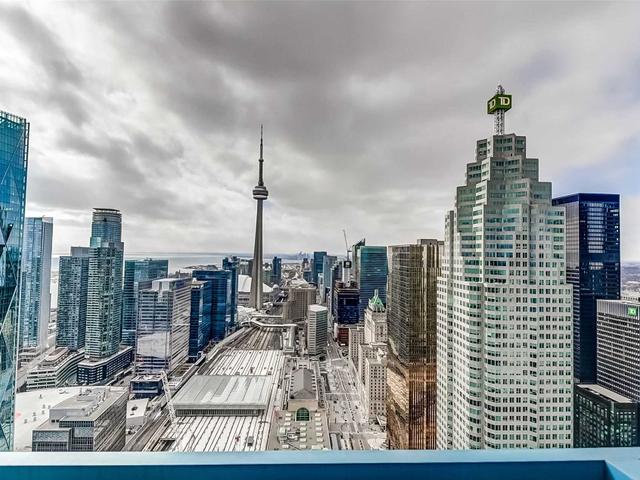 5601 - 8 The Esplanade Ave