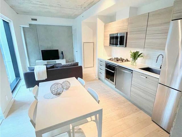 301 - 11 Charlotte St