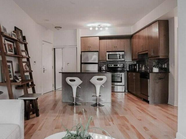 1701 - 1 Scott St