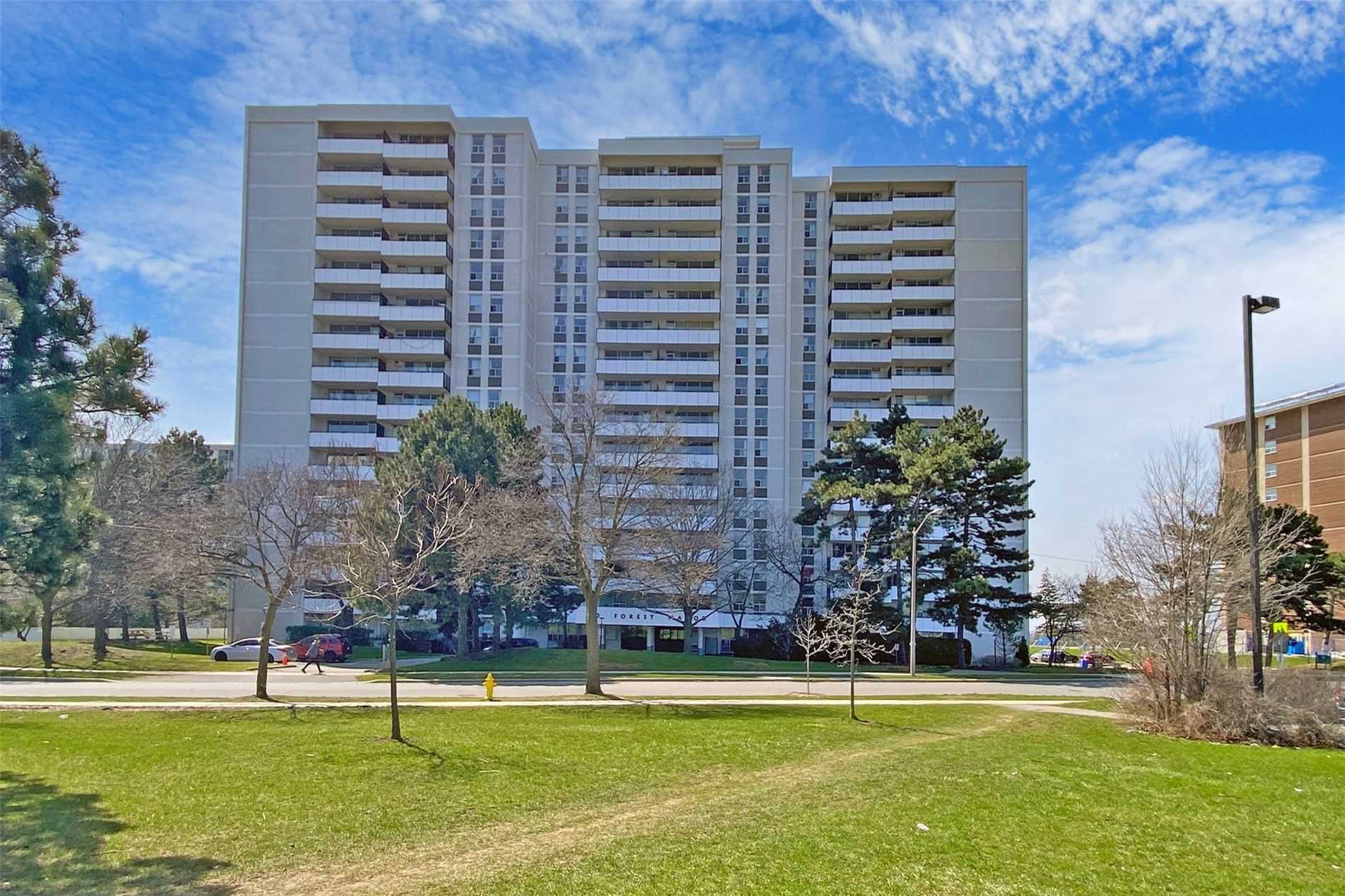 1112 20 Forest Manor Rd, North York Sold, C5589227 Condos.ca