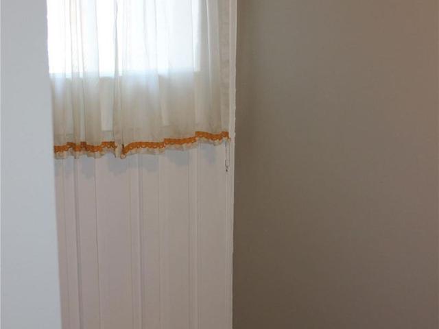 Bsmt - 20 Nootka Cres