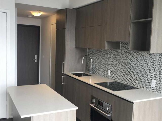 4903 - 1 Yorkville Ave