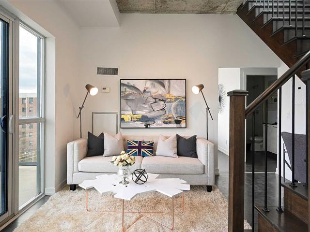 708 - 1205 Queen St W