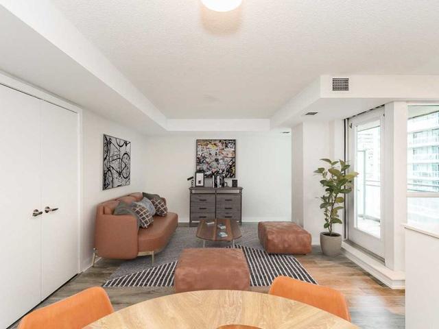 1102 - 80 Western Battery Rd