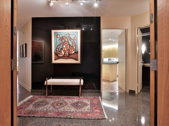 505 - 110 Bloor St W