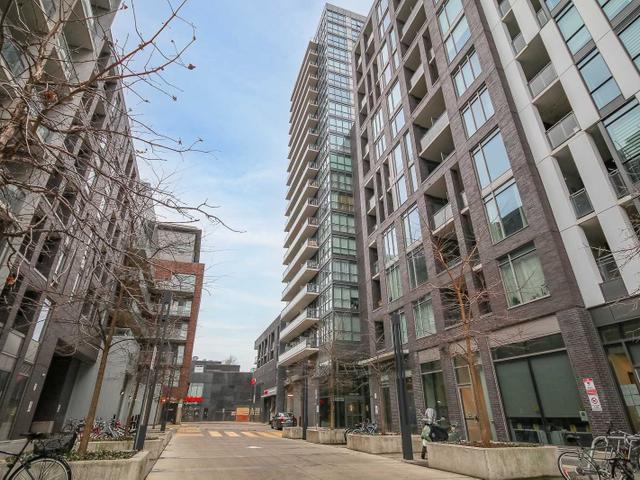 809 - 20 Minowan Miikan Lane W