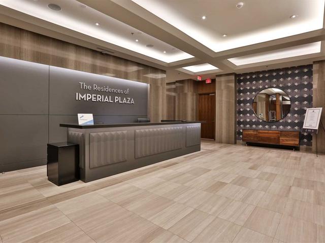 724 - 111 St. Clair Ave