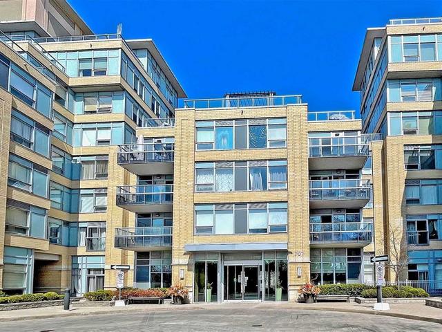 702 - 701 Sheppard Ave W