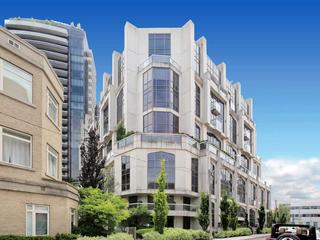 307 - 3 Mcalpine St
