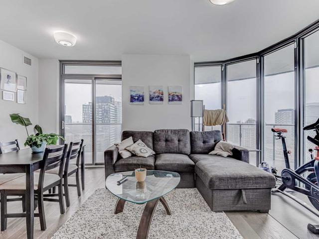 2702 - 11 Wellesley St W