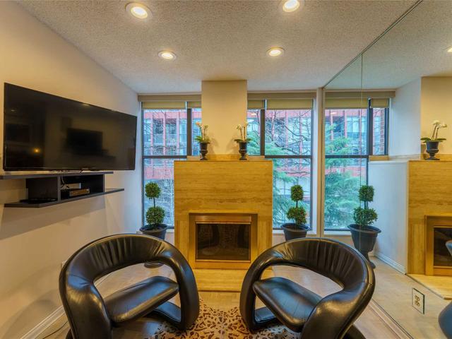 309 - 15 Mcmurrich St