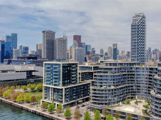 418 - 1 Edgewater Dr