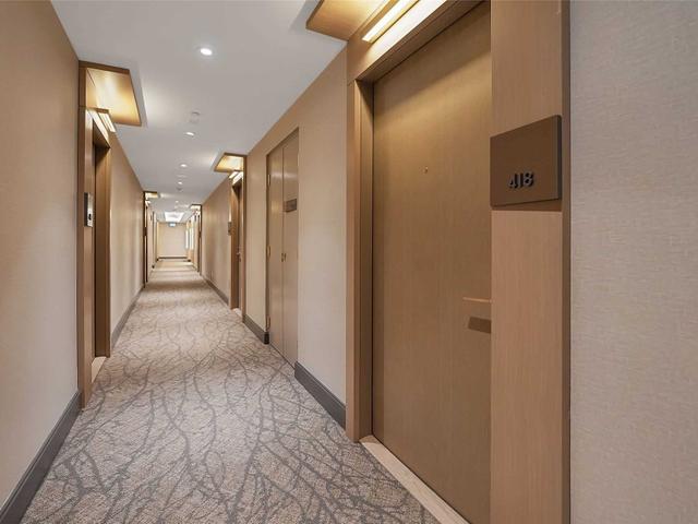 418 - 1 Edgewater Dr