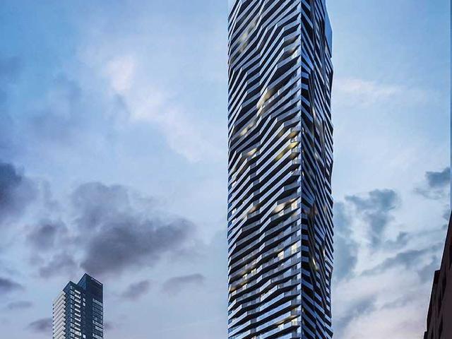 1701 - 117 Dundas St E