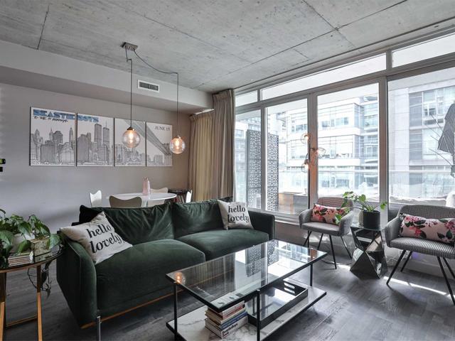 408 - 75 Portland St