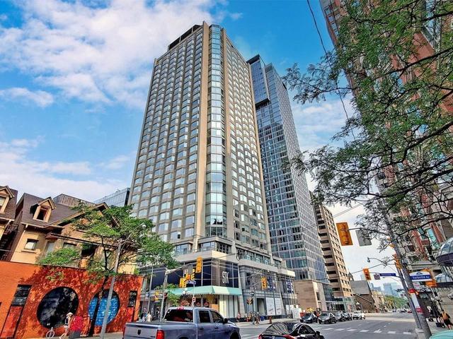 1019 - 155 Yorkville Ave